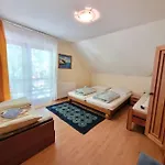 Lägenhet Szarvas Panzio